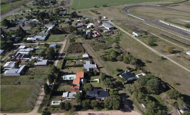 Se vende hermosa casa quinta.