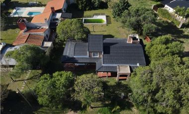 Se vende hermosa casa quinta.