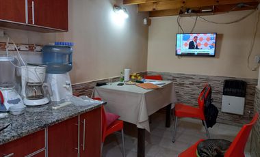 Gran casa con lote lindero en Venta en Quilmes