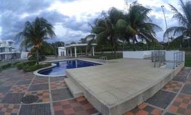 lote en venta en via al tennis. Cod V1122