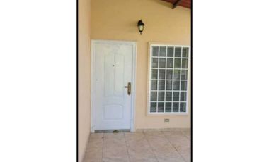 ALQUILO CASA EN ARRAIJAN BRISAS DEL GOLF 3R