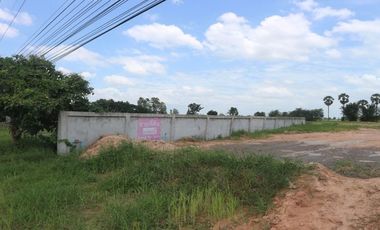 2 Ngaan of Fenced Land For Sale In Nong Mek, Maha Sarakham,