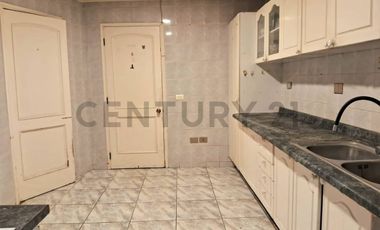 Se vende hermosa casa vista al mar Jardines de sur