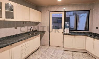 Se vende hermosa casa vista al mar Jardines de sur