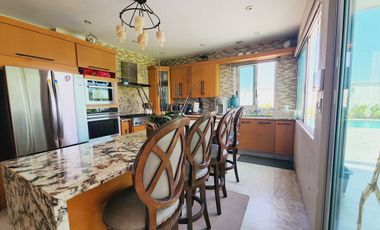 Residencia en VENTA CON TERRENO DE 908 M2 fracc PLAYAS DEL CONCHAL