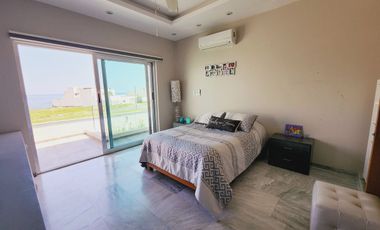 Residencia en VENTA CON TERRENO DE 908 M2 fracc PLAYAS DEL CONCHAL
