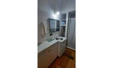 PH 2 AMBIENTES INTERNO CON PATIO - CHILE Y RIVADAVIA