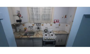 PH 2 AMBIENTES INTERNO CON PATIO - CHILE Y RIVADAVIA