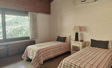 Casa - Highland Park