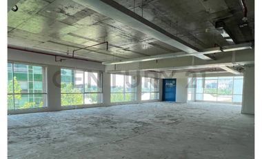 OFICINA EN ARRIENDO CIUDAD EMPRESARIAL HUECHURABA