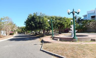 lote en venta en pradomar. Cod V84703