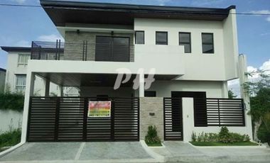 Classic House and Lot for Sale in Pasig near Sandoval Avenue PH1145