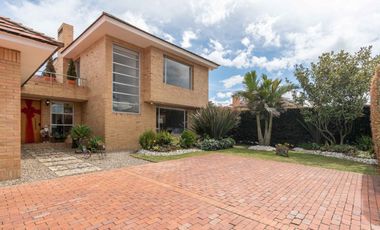 casa en venta en canelon. Cod V20472