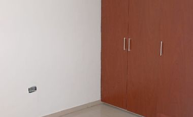 apartamento en arriendo en av. libertadores, edf. versalles. Cod A11195