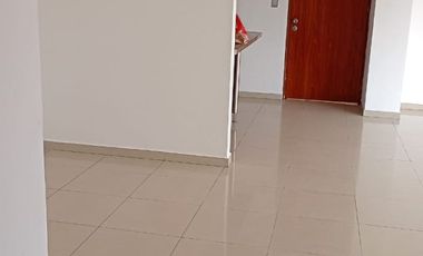 apartamento en arriendo en av. libertadores, edf. versalles. Cod A11195