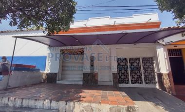 CASA-LOCAL en VENTA en Cúcuta CENTRO