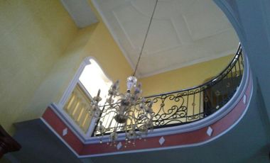 Rumah Strategis 2 Lantai Jl. Wahidin Kebomas Gresik