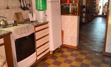 CASA EN VENTA EN  LANUS ESTE.