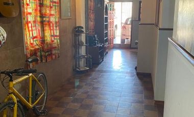 CASA EN VENTA EN  LANUS ESTE.
