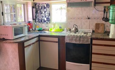 CASA EN VENTA EN  LANUS ESTE.