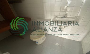 oficina en arriendo en centro. Cod A15819