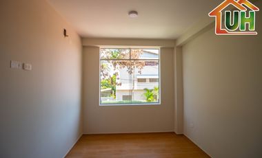 ID 00512-VENTA CASA PUCALLPA - DE ESTRENO -  CON PISCINA-A.T 250 m2