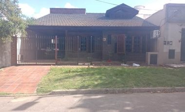 Chalet en venta en Ezpeleta Este