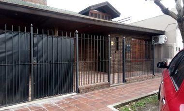 Chalet en venta en Ezpeleta Este