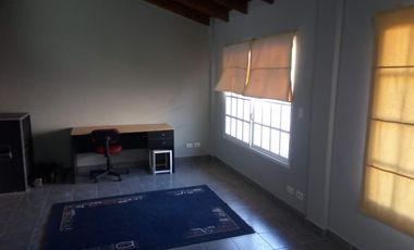 Chalet en venta en Ezpeleta Este