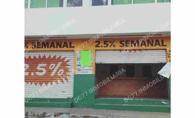 Edificio con local comercial en Pipila