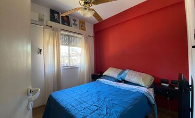 VENTA DEPTO 3 AMB C/PATIO Y COCHERA,M.CORONADO