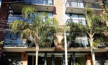 Vicente Lopez - Florida -  3 dormitorios, 2 baños completos  y toilette.