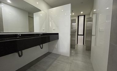 oficina en arriendo en chico norte. Cod A10136