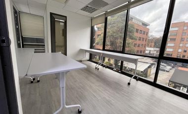 oficina en arriendo en chico norte. Cod A10136
