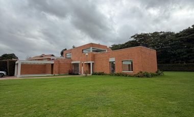 hacienda en arriendo/venta en san simon. Cod A9763484