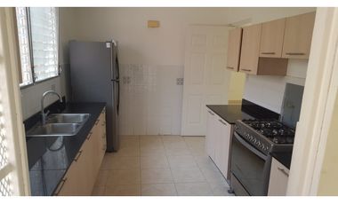 SE VENDE CASA EN BRISAS DEL GOLF 2 RECAMARAS $215,000