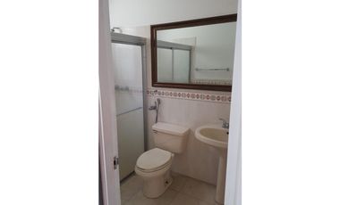 SE VENDE CASA EN BRISAS DEL GOLF 2 RECAMARAS $215,000