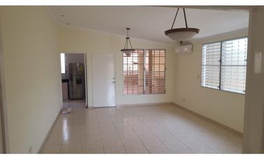 SE VENDE CASA EN BRISAS DEL GOLF 2 RECAMARAS $215,000