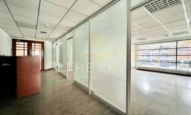 Oficina en arriendo en Calle Encomenderos, Barrio El Golf