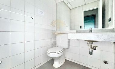 Oficina en arriendo en Calle Encomenderos, Barrio El Golf
