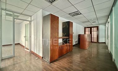 Oficina en arriendo en Calle Encomenderos, Barrio El Golf