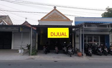 Rumah Jalan Raya Jenggolo Kec, Sidoarjo Dekat Alun-Alun Sidoarjo