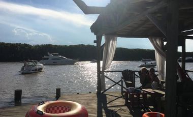 Hermosa casa equipada en venta sobre lote de 1850m en Isla Santa Monica