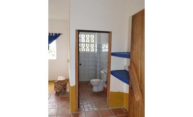 Se Vende Edificio En Tolu Sucre.