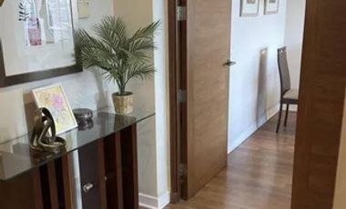 Arriendo Departamento Pío Xi Con Estacionamiento