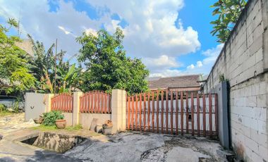Rumah Strategis 6 Menit ke Gerbang Tol Joglo 3 SHM Siap Huni J-46266