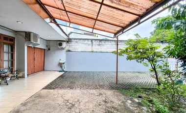 Rumah Strategis 6 Menit ke Gerbang Tol Joglo 3 SHM Siap Huni J-46266