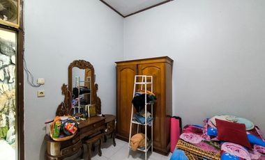 Rumah Strategis 6 Menit ke Gerbang Tol Joglo 3 SHM Siap Huni J-46266
