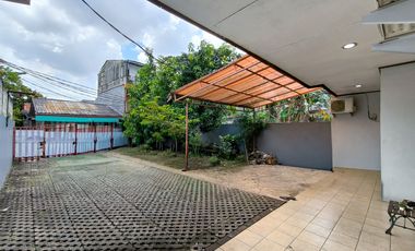 Rumah Strategis 6 Menit ke Gerbang Tol Joglo 3 SHM Siap Huni J-46266