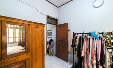 Rumah Strategis 6 Menit ke Gerbang Tol Joglo 3 SHM Siap Huni J-46266